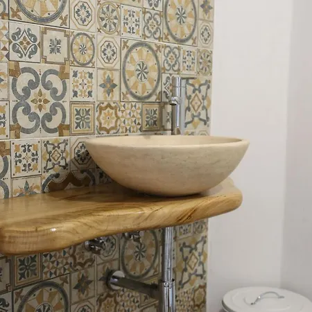 Tancredi Bed & Breakfast Caselle in Pittari