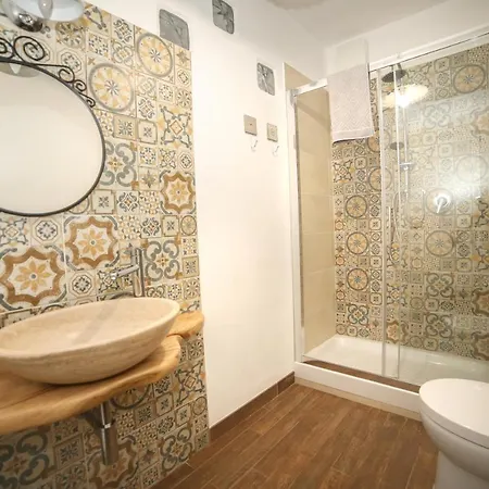 Tancredi Bed & Breakfast Caselle in Pittari